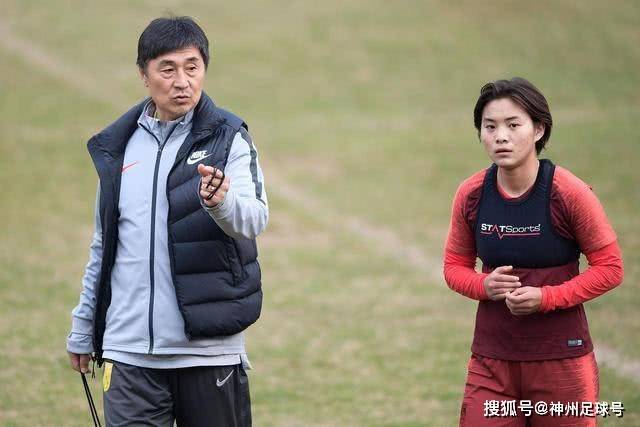 卡斯尔：最爱的篮球游戏是2K14，能被收录感到梦想成真